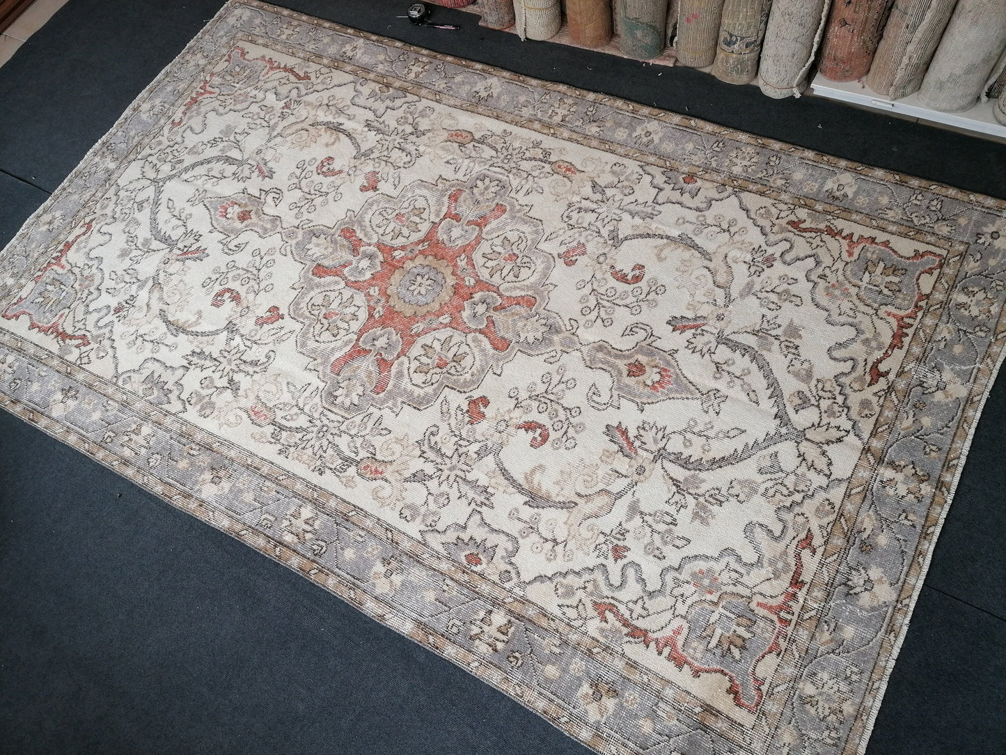 Faded oushak rug 10'3x6'3 large turkish rug, vintage rug, wool vintage oushak rug hand made rug