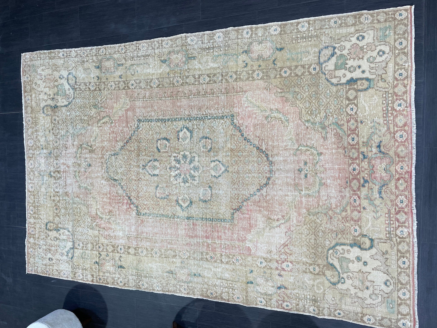 Antique Distressed Rug, TURKISH 6x 9.3 Rug, Hand Knotted Rug, Light Pink Vintage Rug, Wool Oushak Rug Handmade Rug,