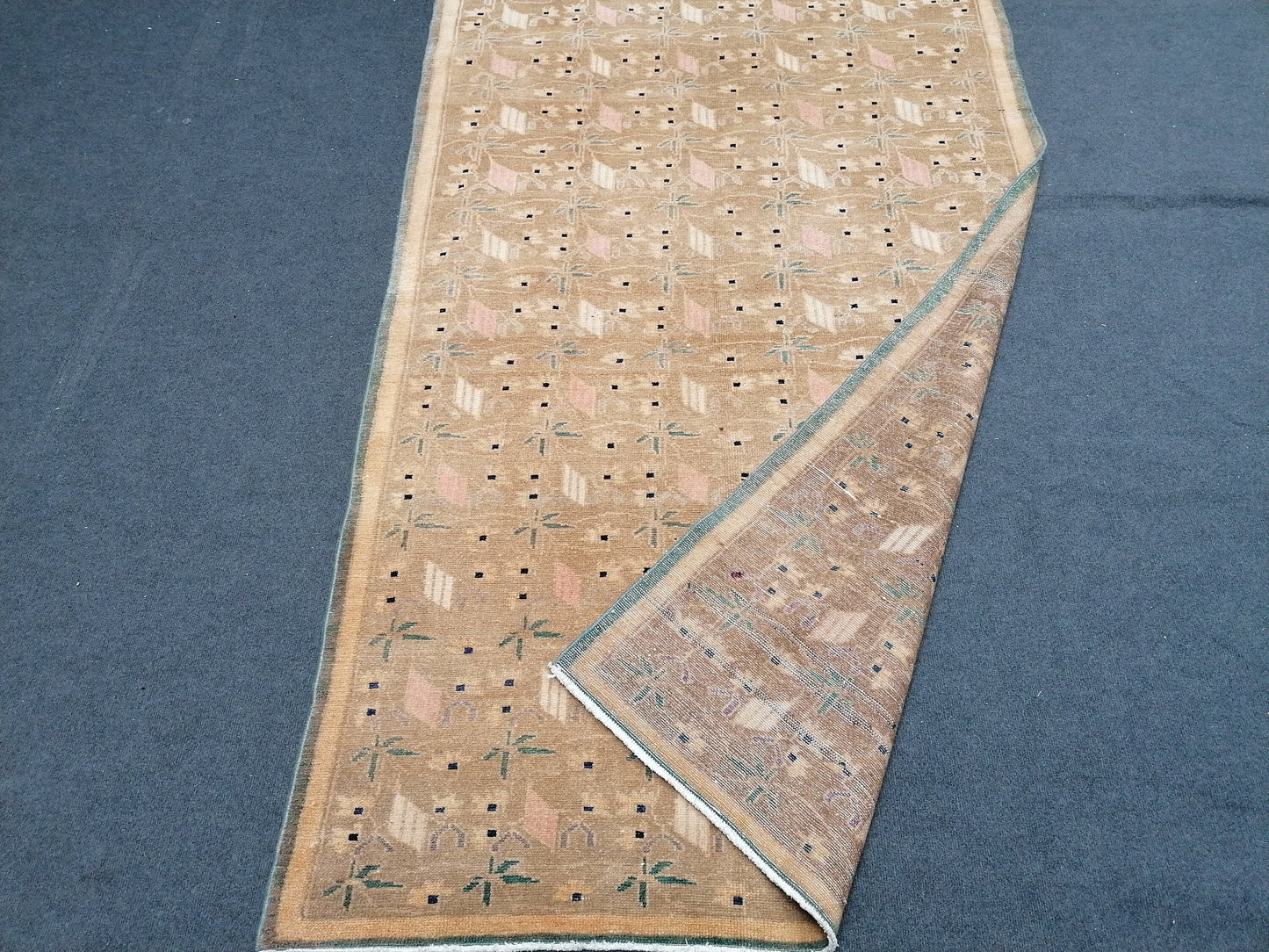 Hand made wool bohemian rug 7'2x4'5 vintage rug