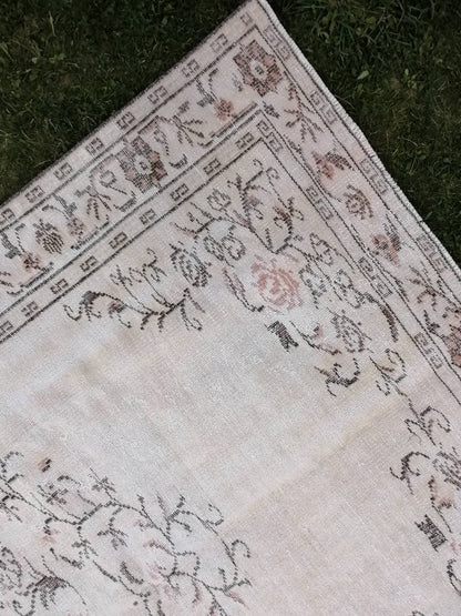 Natural handmade wool rug, living room rug, distressed rug 5'10x9 vintage rug,oushak turkish rug