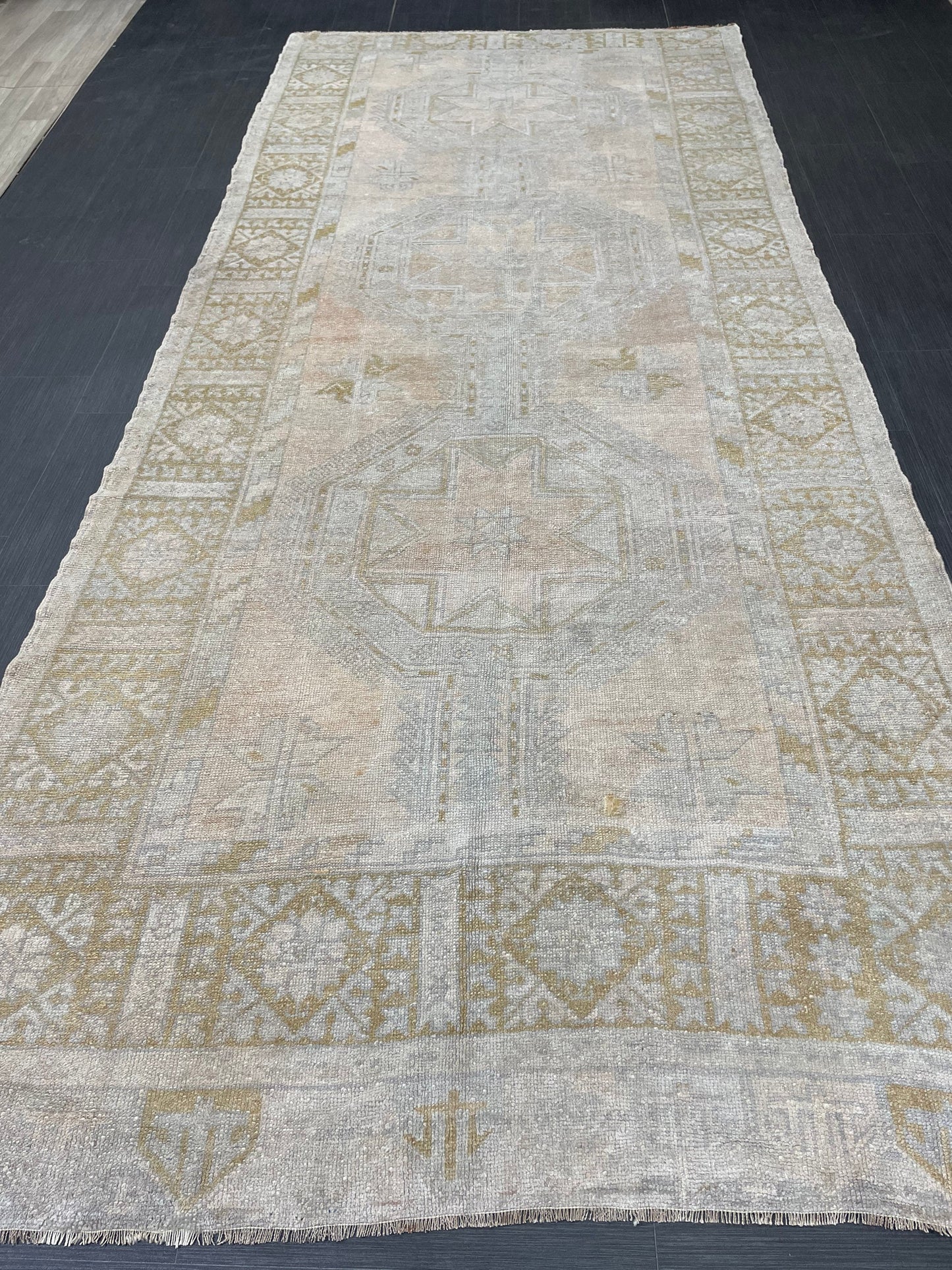 Muted Oushak Runner Rug 5 x 11.5 Vintage Turkish Runner Rug Vintage Runner Rug Hallway Runner Rug Kitchen Runner Rug Wool Runner Rug