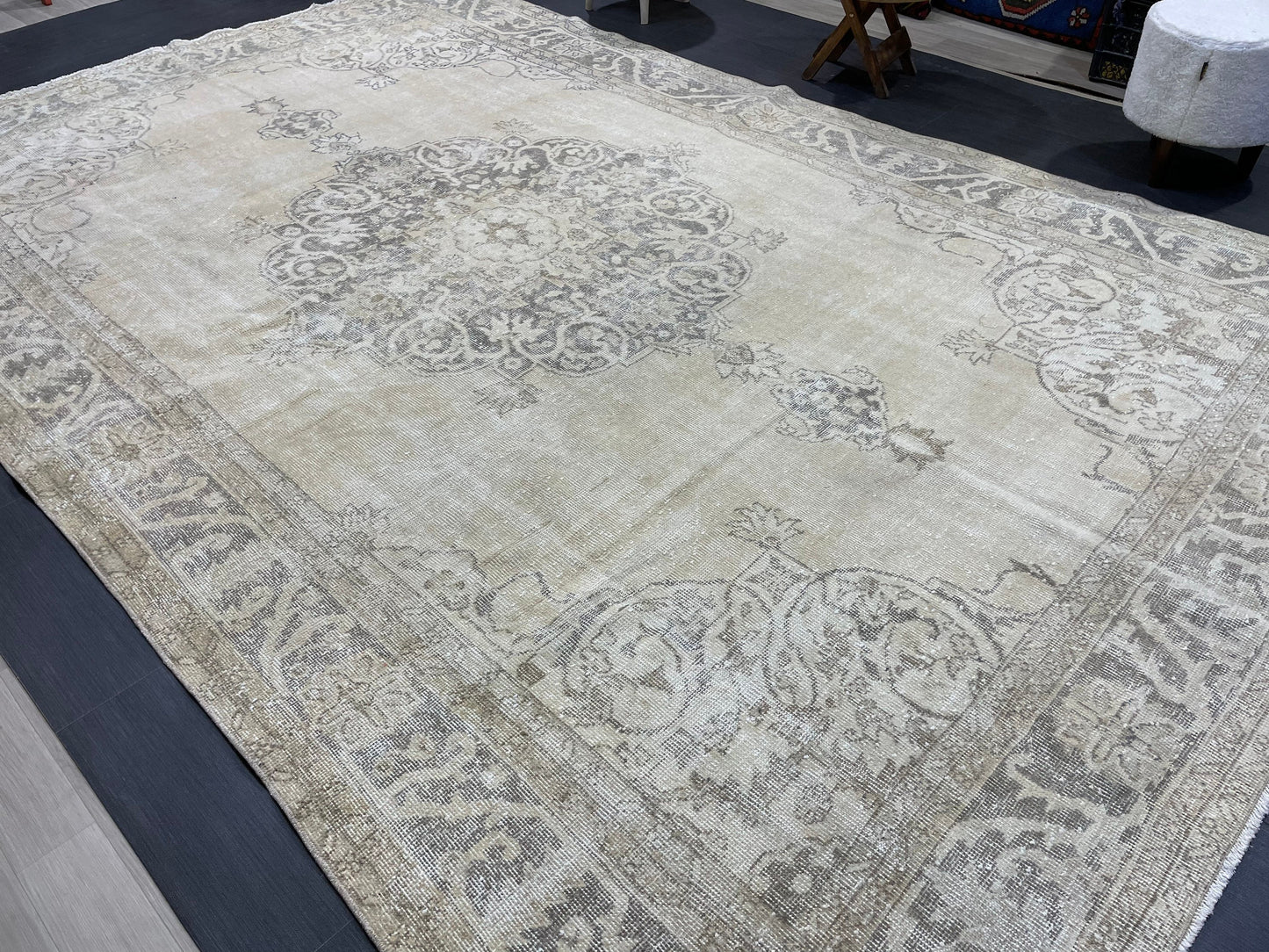 Muted Vintage rug, Muted Persian 7.5 x 11.5 Rug, turkish Rug, Oushak rug, Antique Rug, Distressed Handmade Rug, Hand Knotted wool Rug,