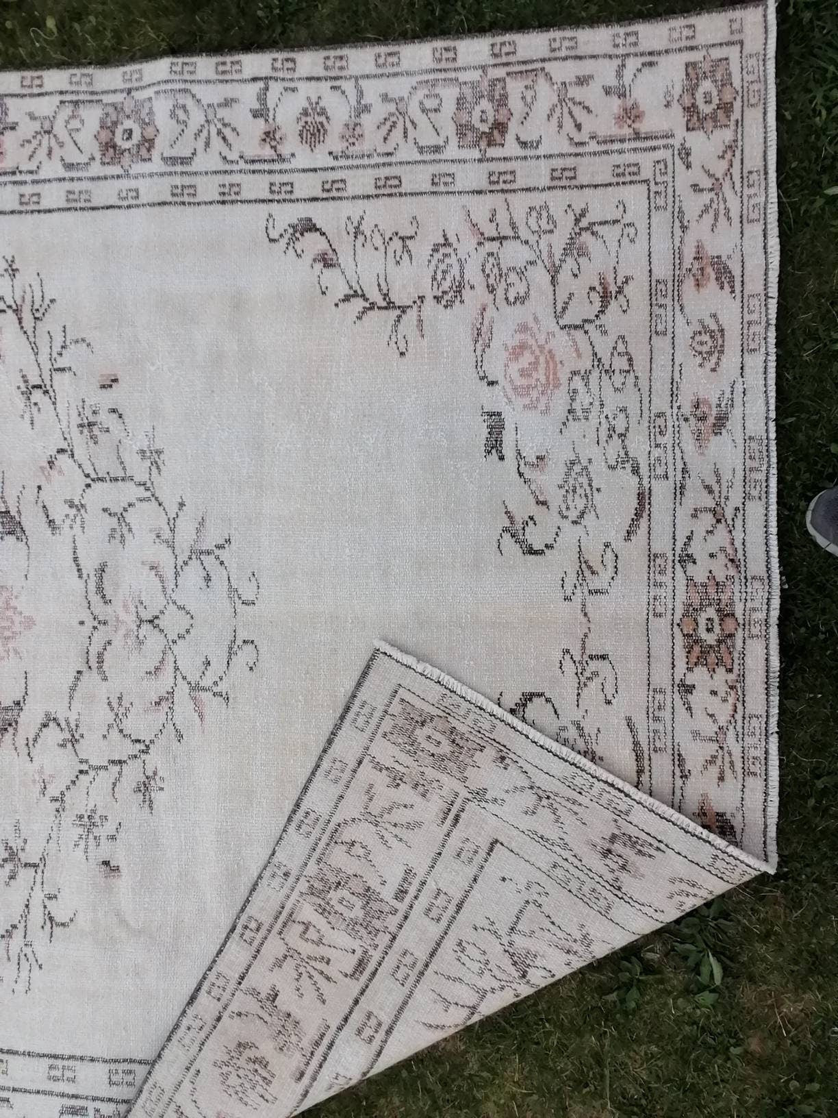 Natural handmade wool rug, living room rug, distressed rug 5'10x9 vintage rug,oushak turkish rug