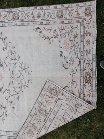 Natural handmade wool rug, living room rug, distressed rug 5'10x9 vintage rug,oushak turkish rug