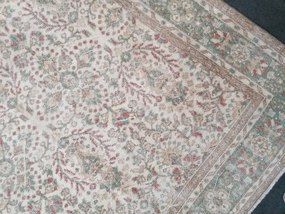 6 x 9.7 feet Large turkish rug, vintage rug, oushak rug, wool vintage rug anatolian rug,unique handmade rug