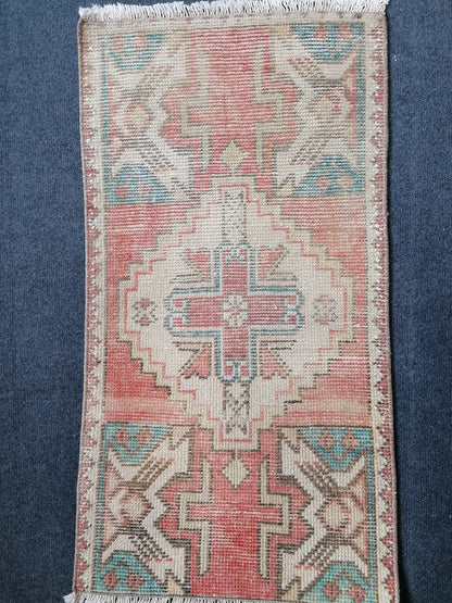 Oushak turkish small  rug,turkish rug,oushak rug,vintage rug,kitchen rug,vintage oushak rug, vintage anatolian rug,unique hand made 2'10x1'6