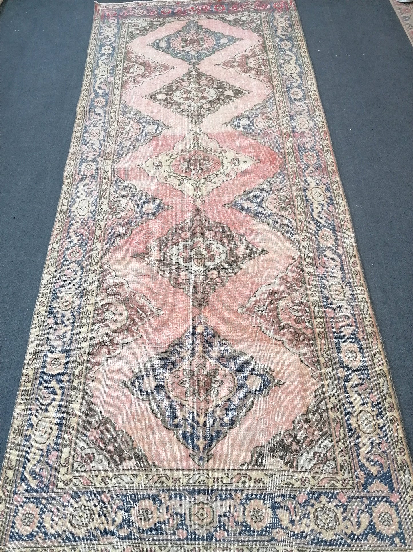 Vıntage runner rug, turkısh runner, anatolian runner 11x4'8 feet, hand made runner rug