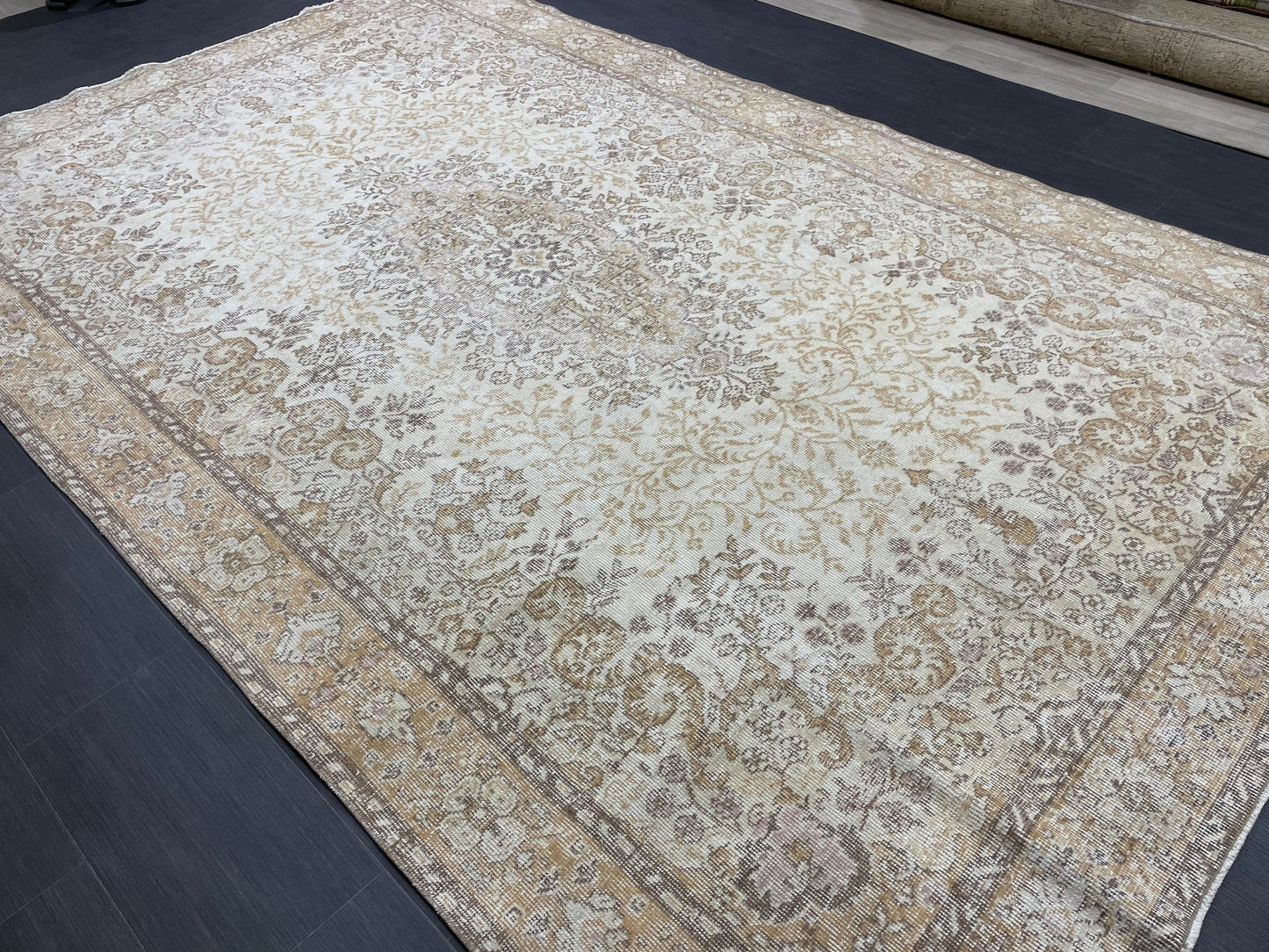 Muted Vintage RUG 6.5 x 10.3 TURKISH Rug Distressed Vintage Turkish Rug Muted Oushak Rug Large Persian Rugs Vintage Oriental Rug 7x10