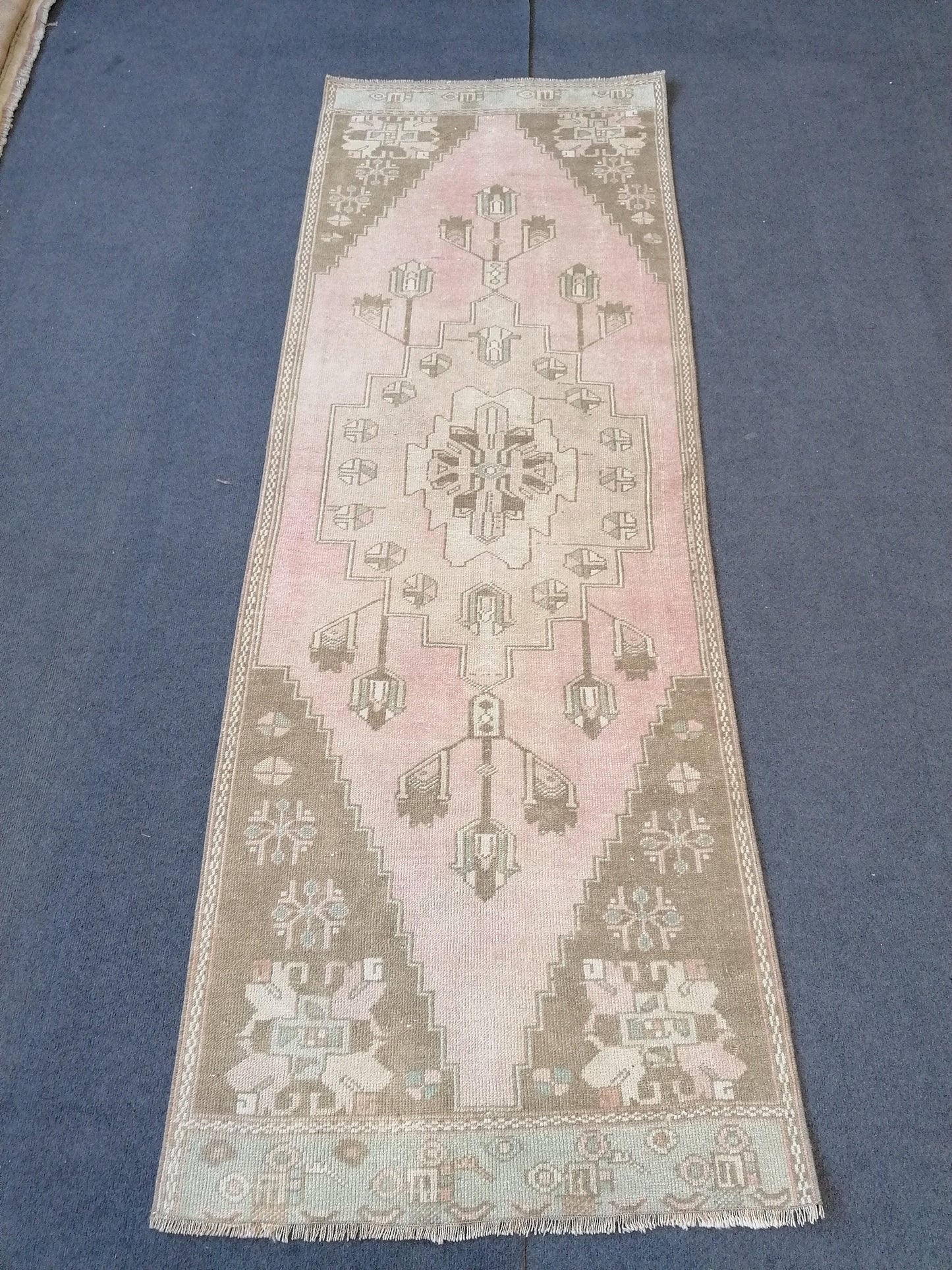 Vintage turkish runner rug, oushak vintage runner rug, wool vintage rug, hand made rug, kitchen rug, vintage anatolian rug 7'7x2'8 feet