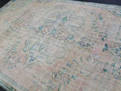 9.5 x 5.4 Distressed Rugs, Hand Made Rug, Oushak Rug, Rustic Rug, Bohemian Rug, Rug Runner, Turkish Rug, Farmhouse Rug, Vintage Rug