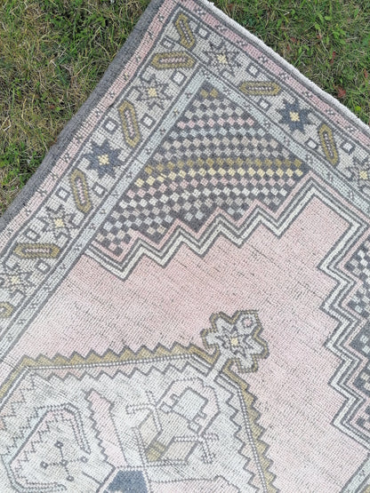 Turkish rug,oushak rug,vintage pastel rug, hand made wool rug 3'6x6'2ft
