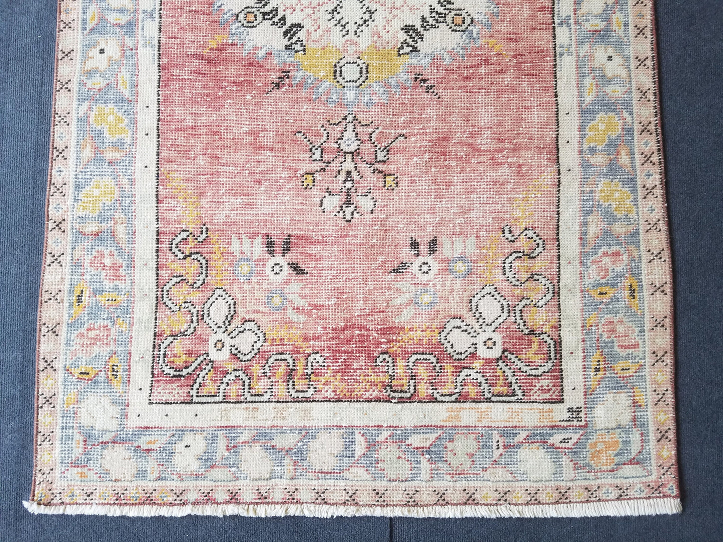 Vintage turkish rug 3'3x6'8 vintage wool rug, are oushak rug