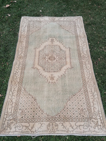 4 x 6.5 Turkısh rug green vıntage rug, vıntage turkish rug, handmade rug, distressed wool rug