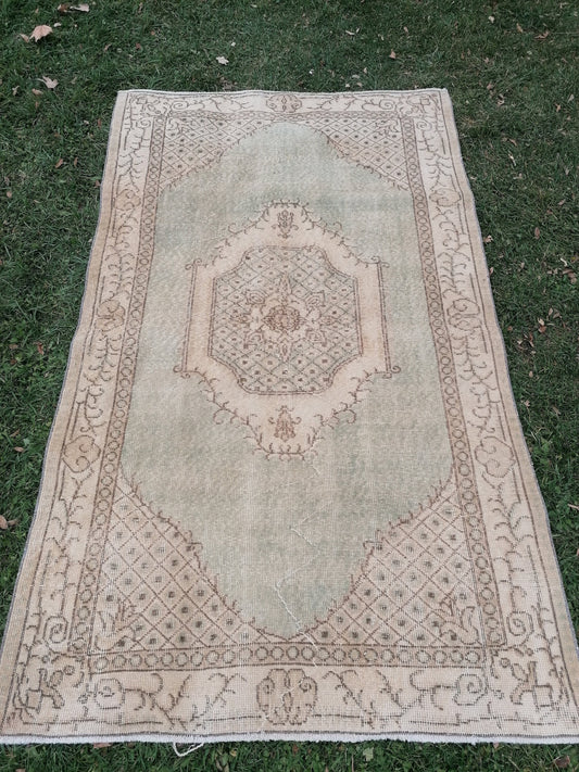 4 x 6.5 Turkısh rug green vıntage rug, vıntage turkish rug, handmade rug, distressed wool rug