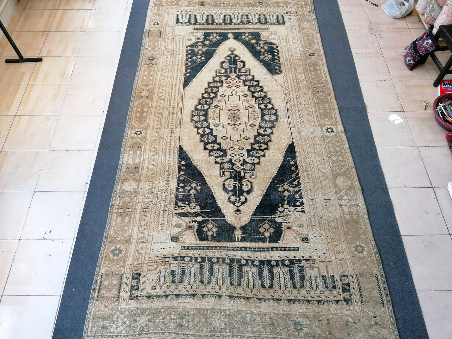 10'8x5'4 vintage turkish rug,oushak vintage rug,kitchen rug,vintage anatolian bohemian rug,unique hand made