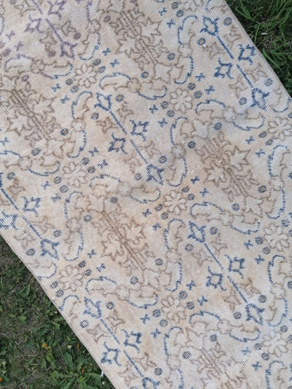 Turkısh rug vıntage rug, vıntage turkısh rug, hand made rug,wool rug 2'8x6 feet