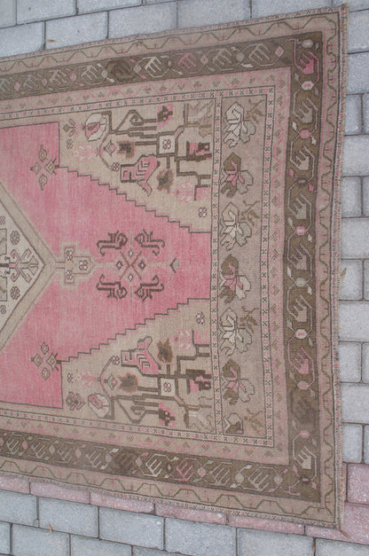 Pink Oushak Rug 4.3 x 7.3 Oushak Rugs Bohemian Turkish Area Rug Earth color Rugs Light Pink Rug All Soft  Wool Rug Oriental Rug