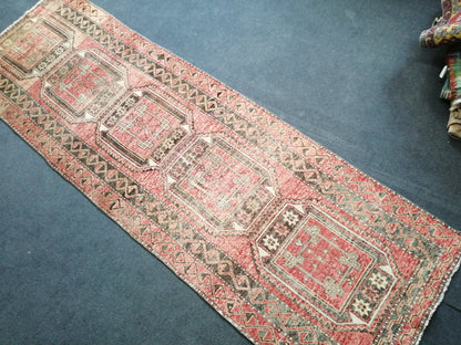 10 x 3 ft Long Runner Rug, Oushak Runner Rug, turkish Runner Rug, Rustic Oushak Rug, Wool Oushak Rug, Vintage Runner, TURKISH RUNNER Rug