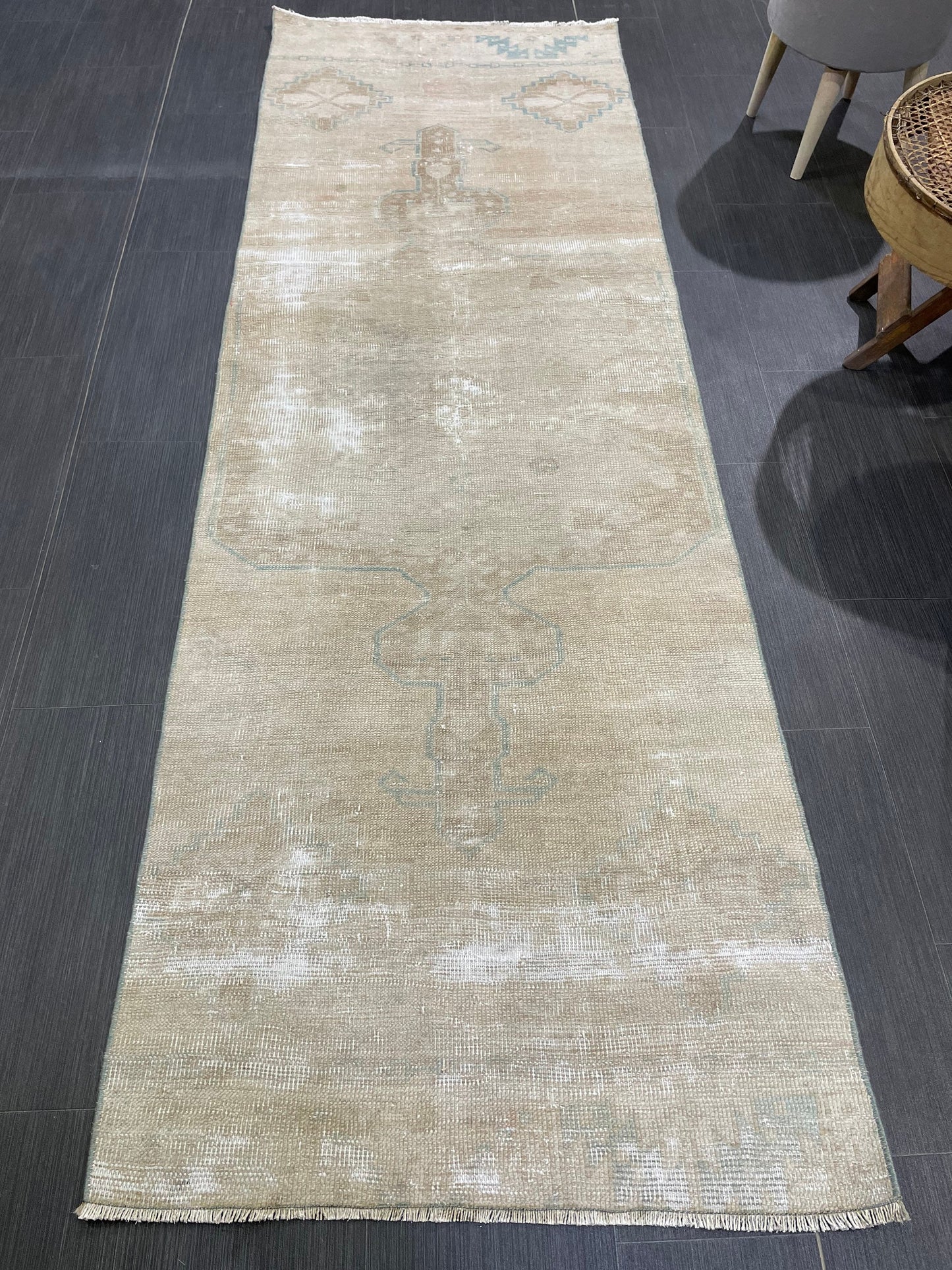 Vintage Runner Rug Muted Distressed Runner 2.7 x 8.2 Rug Turkish Runner Rug Pink Vintage Runner Rug Hallway Runner Rug Wool Antique Runner