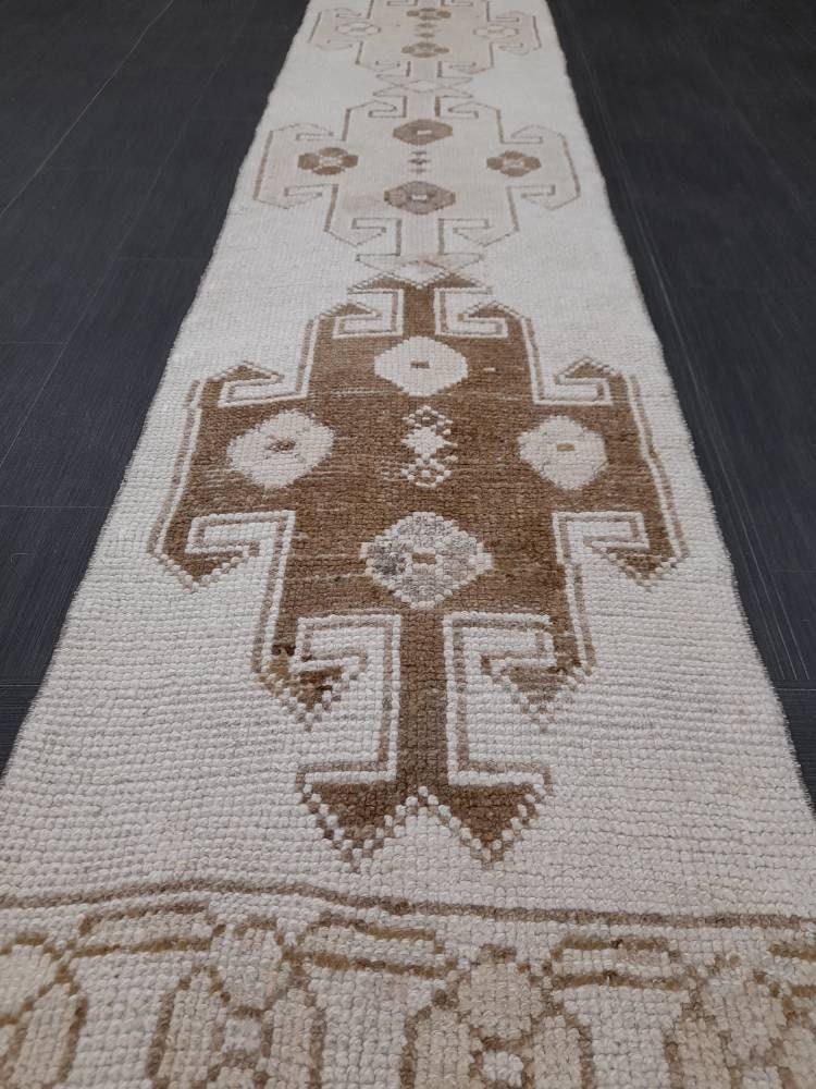 Neutral Oriental Runner Rug Neutral Narrow Runner Rug 2 x 10.5 Vintage Runner Rug Turkish Hallway Runner Rug Neutral Persian Runner Rug