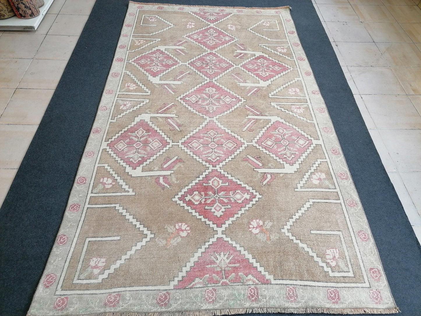 Neutral oushak rug, vintage wool rug turkish handmade rug 4'10x8'5 runner rug, living room rug, kitchen runner