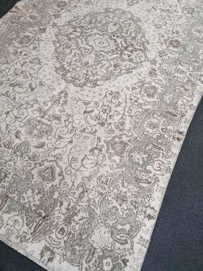 Turkısh rug 9x5'6 vıntage rug, vıntage turkısh rug, hand made rug,wool rug