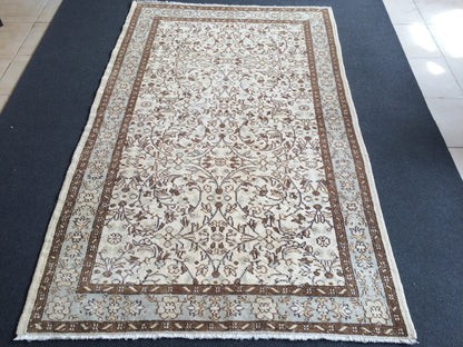 Vintage Rug, Vintage Turkish Rug, Living Room Rug, Oushak Rug,Handmade Rug, Hand Knotted Rug, Farmhouse Muted Rug, Wool Rugs