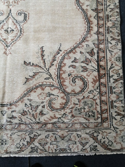 5.5 x 9.8 OUSHAK RUG TURKISH Large Oriental Rug Vintage Oushak Runner Rug Vintage Runner Rug Wool Rug Hand Made Rug Vintage Turkish Rug