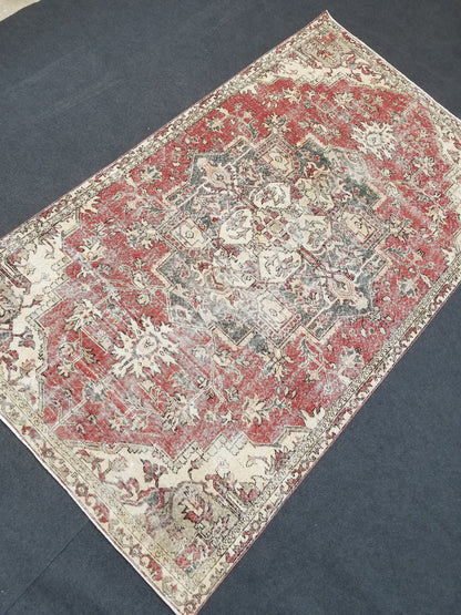 Oushak turkish rug,turkish oushak rug,oushak rug,vintage oushak rug,kitchen rug, vintage anatolian rug,unique hand made rug 8'8x5'