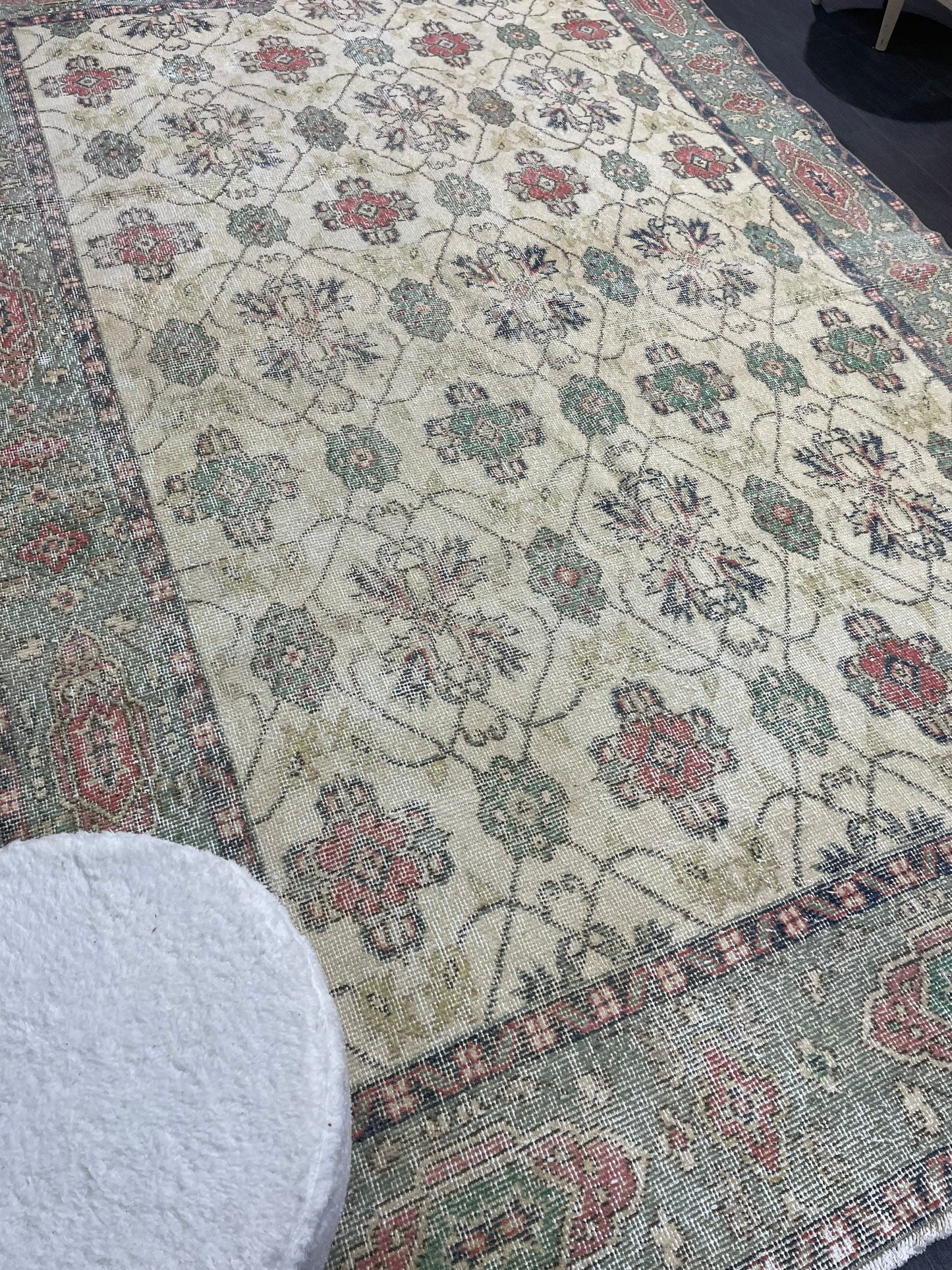 Vintage Rugs, Eclectic 5.8 x 9.4 Rug, Shabbychic Rug, Rustic Rug, Handmade Rug, Vintage Turkish Rug, Farmhouse Rug, Distressed Persian Rug