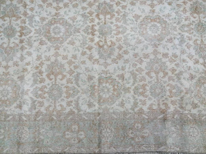 Vintage Turkish Rug 5.9 x 10. 3 Muted Vintage Persian Rug Muted Vintage Rug Wool Muted Oushak Rug Hand Made Rugs Vintage 6x10 Turkish Rug