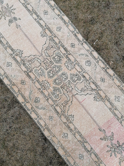 2 x 13 Runner rug patchwork runner, vintage hallway runner rug, Distressed Runner