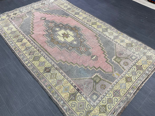 Hand Knotted Rug 4 x 6.7 Vintage Rug Oushak Rug Wool Rug, Persian Rug Fun Turkish Rug Soft Colors Rug Oriental Wool rug