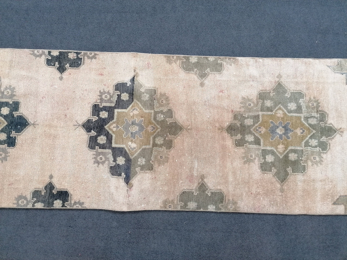 Turkish runner rug, vintage runner rug, vintage oushak rug, vintage anatolian rug,unique hand made rug,kitchen runner rug 8'5x2'6