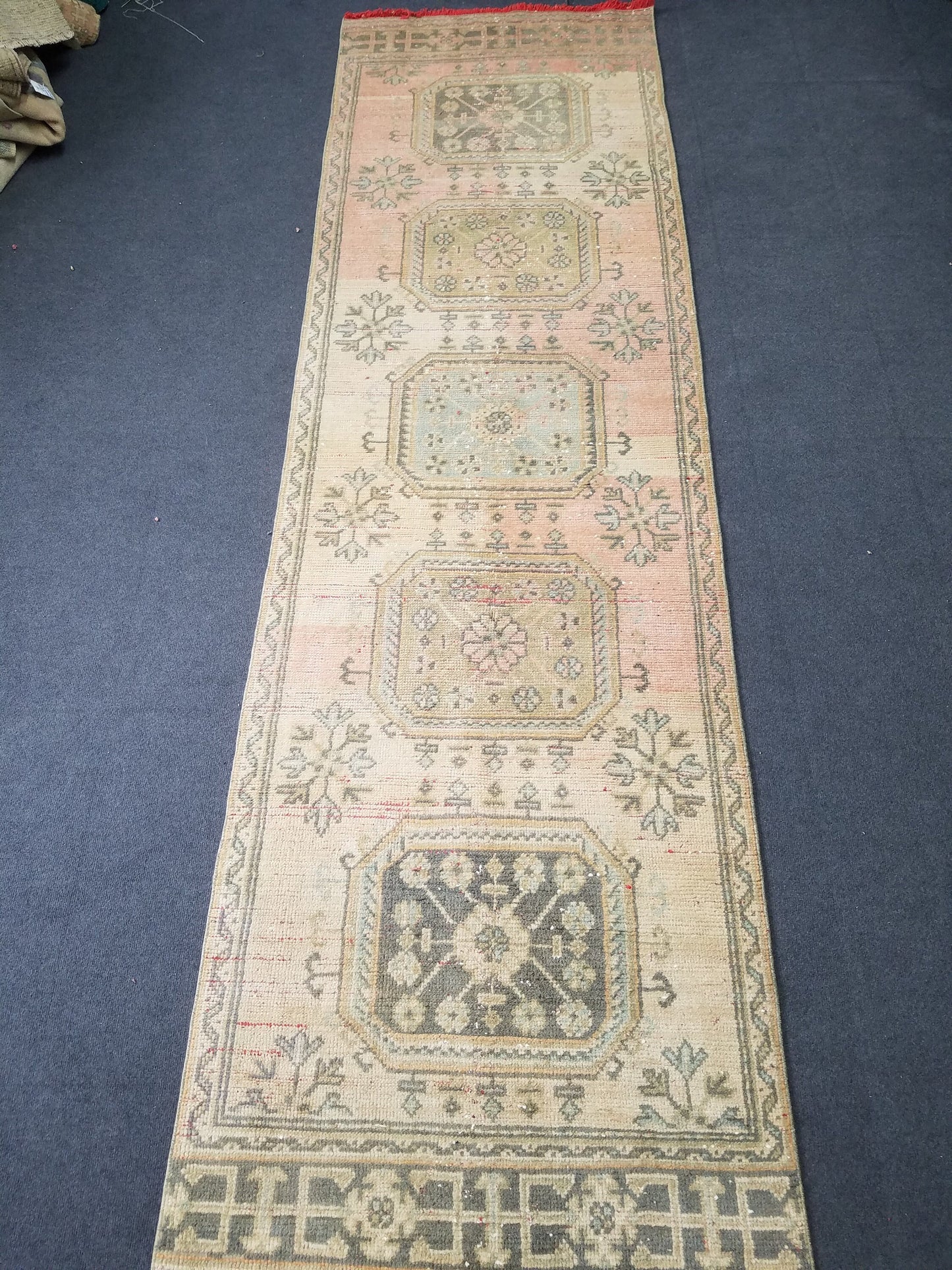 11'x3'2 oushak turkish runner rug, vintage runner rug, vintage oushak runner, vintage anatolian  runnerrug,unique hand made rug,kitchen rug