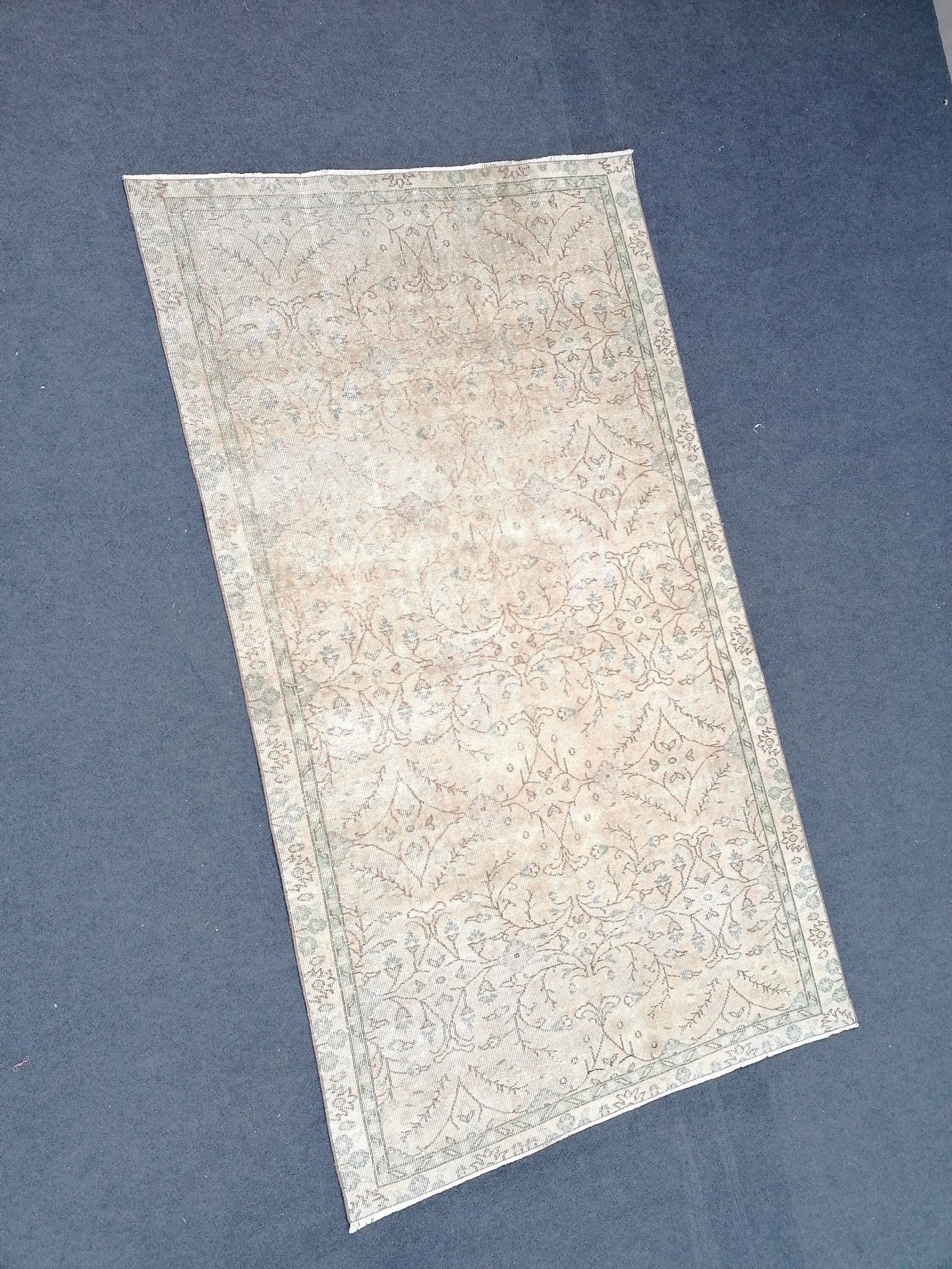 Oushak turkish rug, vintage turkish rug,oushak vintage rug,vintage rug,kitchen rug, vintage anatolian rug,unique hand made bohemian 8'6x4'9