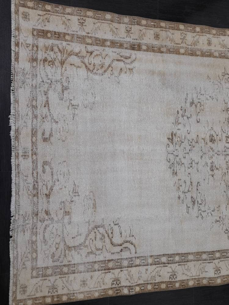 Neutral Oriental Rug 5.2 x 8 TURKISH Oushak Rug Distressed Vintage Antique Rug Vintage Wool Distressed Rug Neutral Hand Made Rug