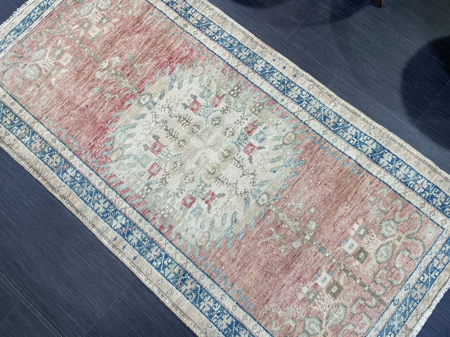 Vintage Rug, TURKISH 2.9 x5.5 Rug,  HANDMADE Rug, Fine Hand Knotted Oushak Rug, Persian Rug Oriental Rug, Quality Rug