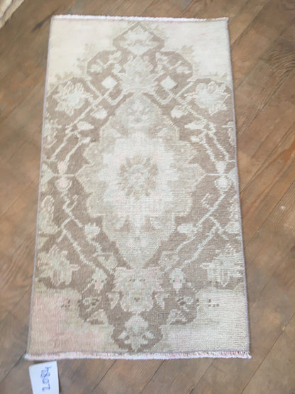 1.6x2.8 feet oushak turkish bedroom small rug, vintage kitchen rug, bohemian anatolian rug, handmade brown natural mini rug, living room rug