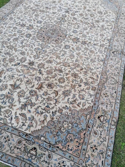 Persian wool rug 6’4.9’6 vintage living room rug