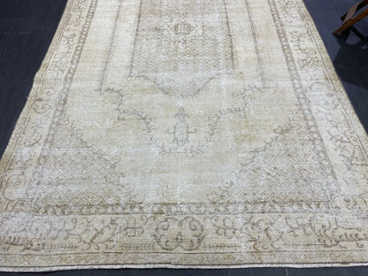 Neutral Vintage Rug Muted TURKISH 5.5 x 9.2 Rug Handmade Rug Distressed Rug  Large Turkish Oushak Rug Wool Rug Hand Knotted Rug