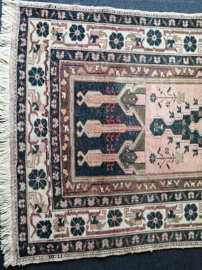 5 x 3.4 OUSHAK RUG TURKISH Oushak Rugs Vintage Oushak Runner Rug Vintage Runner Rug Wool Oushak Rug Hand Made Rugs Vintage Turkish Rug