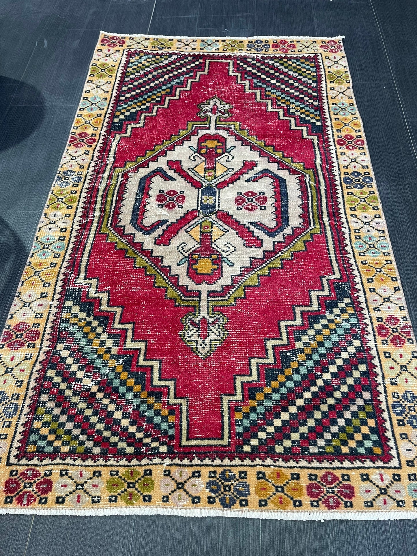 Vintage Oriental RUG, Oushak 3.3 x  5.7 Rug, Turkish Rug,  Persian Rug, Vintage Rug, Fine Wool Turkish Rug, Muted Living room Rug