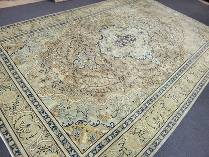 Persian RUG Oriental 6.2 x 9.7 Rug Large Area Rug, VINTAGE Rug, Turkish Low Wool Pile Rug,Hand Knotted Rug Antique Rug Muted Anatolian Rug