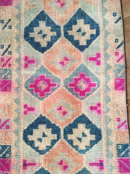 1.5x3.2 feet wool pink muted handmade small rug, vintage turkish kitchen mini area rug, oushak floor small bedroom rug, bohemian mini rugs