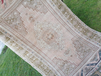 Oushak turkish rug, vintage turkish rug,oushak vintage rug,vintage rug,kitchen rug, vintage anatolian rug,unique hand made bohemian 8'4x4'9