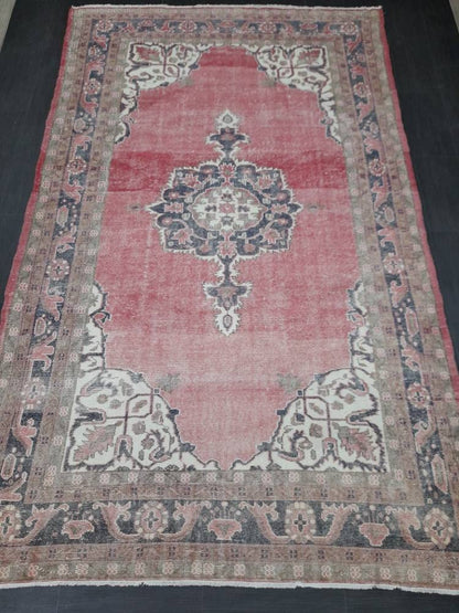 Vintage Turkish Rug 6.6 x 10.9 Red Vintage Persian Rug Muted Vintage Rug Wool Muted Oushak Rug Hand Made Rugs Vintage Distressed Turkish Rug