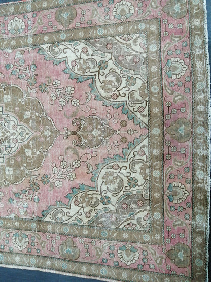 Vintage rug,  Muted Persian  Rug, 6.3 x 9.6 ft. Rug, turkish Rug, Pink Oushak  rug, Pink Handmade Rug, Hand Knotted Rug, wool Rug,