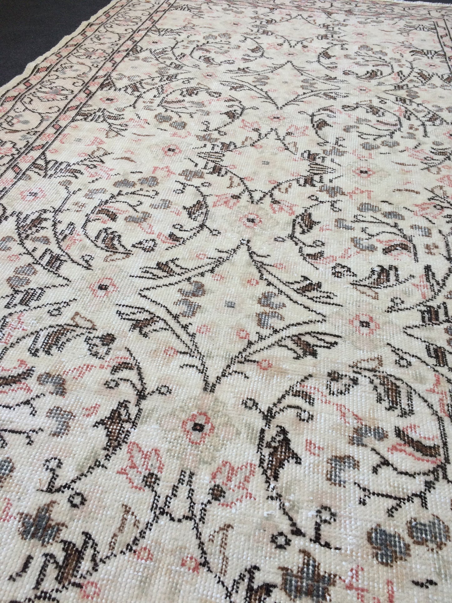 Vintage living room rug , wool pile Rug, TURKISH HAND MADE Rug, Earth Tones Rug,pastel oushak rug ,Traditional rug,Turkish Oushak Rug,