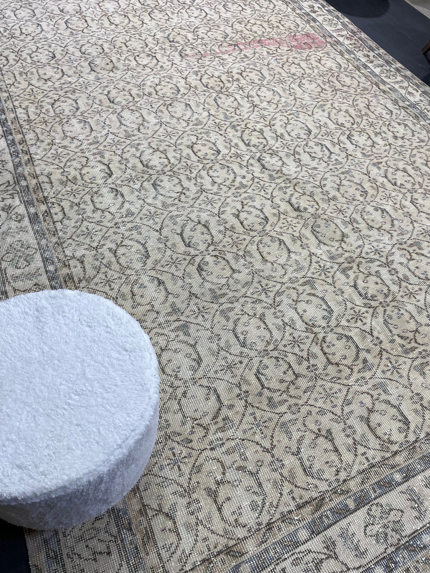 Vintage Rug, Turkish 6.8 x 10.6 Rug, Muted Livingroom Rug, Kitchen Rug, Handmade Wool Rug, Hand Knotted Rug, Oushak Rug